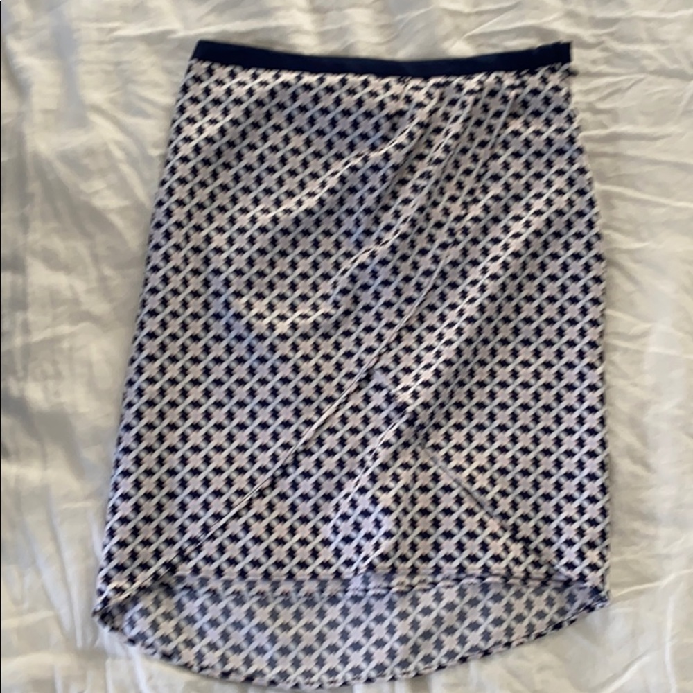 Asymmetrical skirt